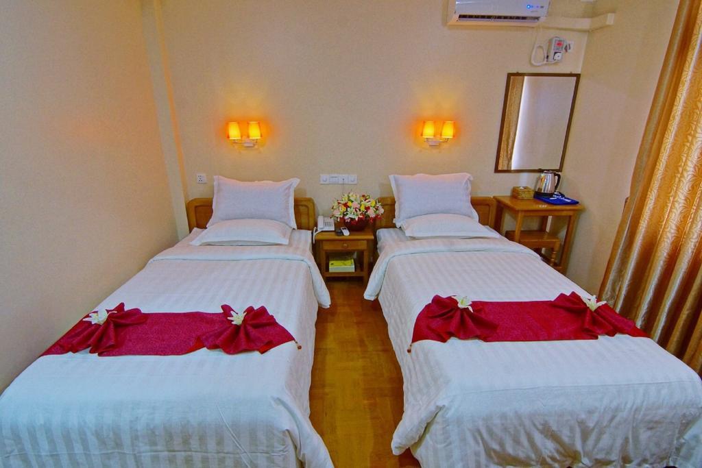 Hotel G-Seven Mandalay Room photo